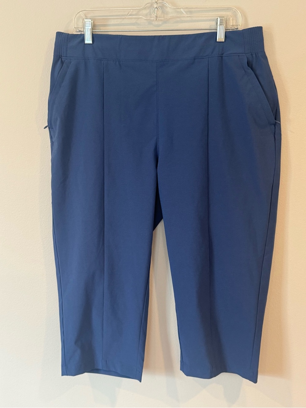 Columbia Women's PFG Omni-Shade Nylon Active Fit Capri Pants Pull On Large Gray